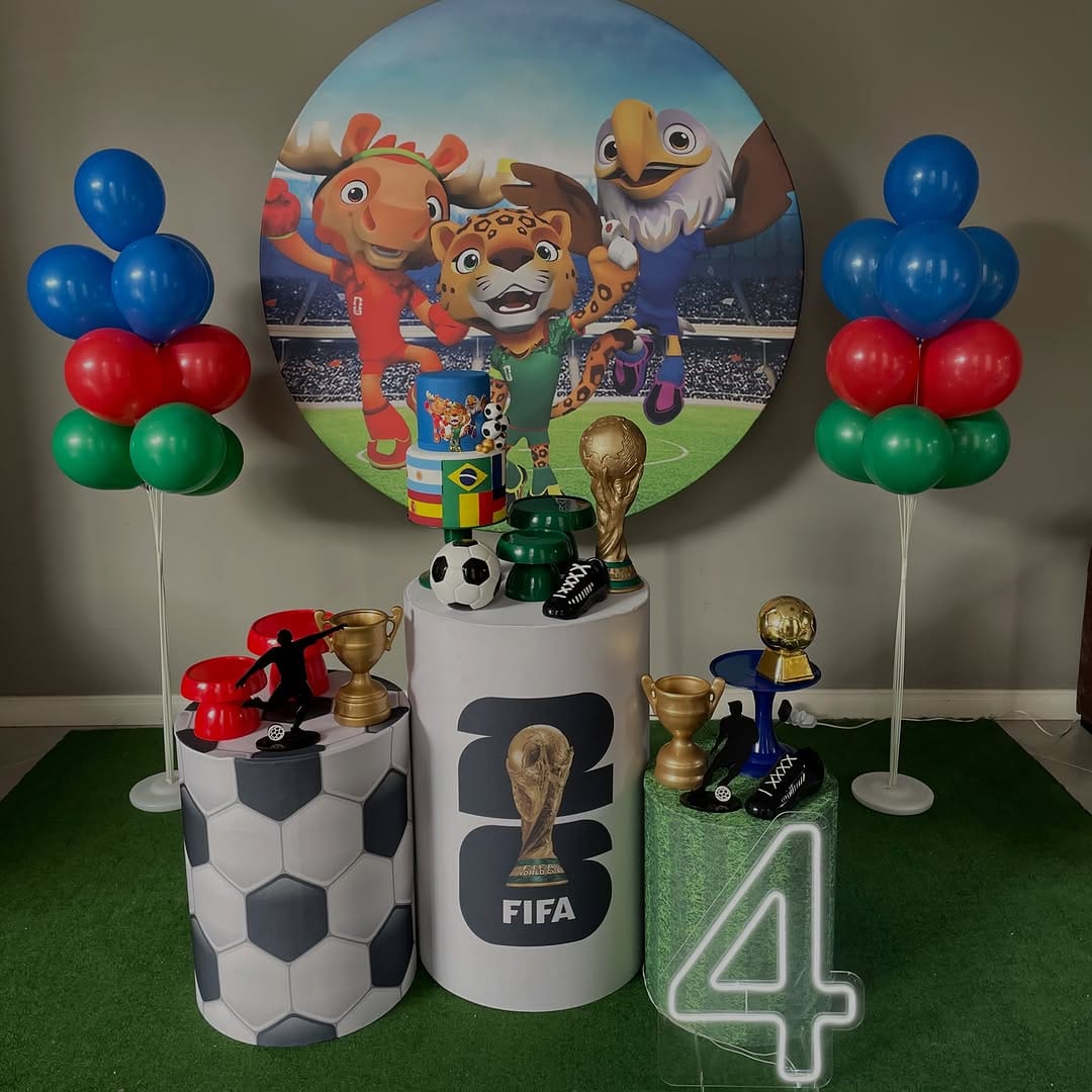 Post 6 by DECORAÇÃO DE FESTAS on Instagram (carousel)