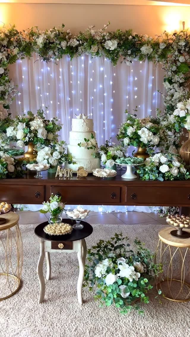 Post 7 by Luzza Decorações 🌷 on Instagram (video)
