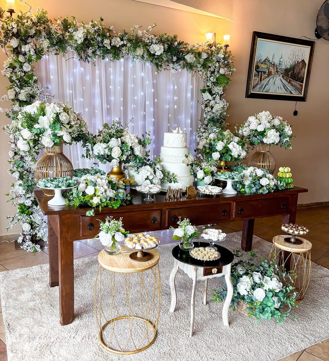 Post 10 by Luzza Decorações 🌷 on Instagram (image)
