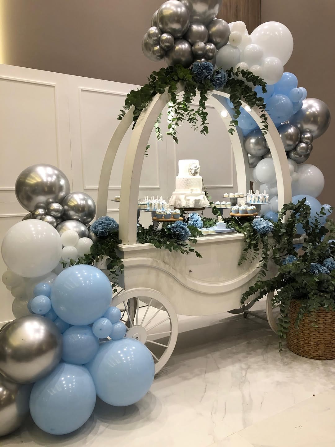 Post 6 by JUNIOR BALÕES 🎈 on Instagram (carousel)