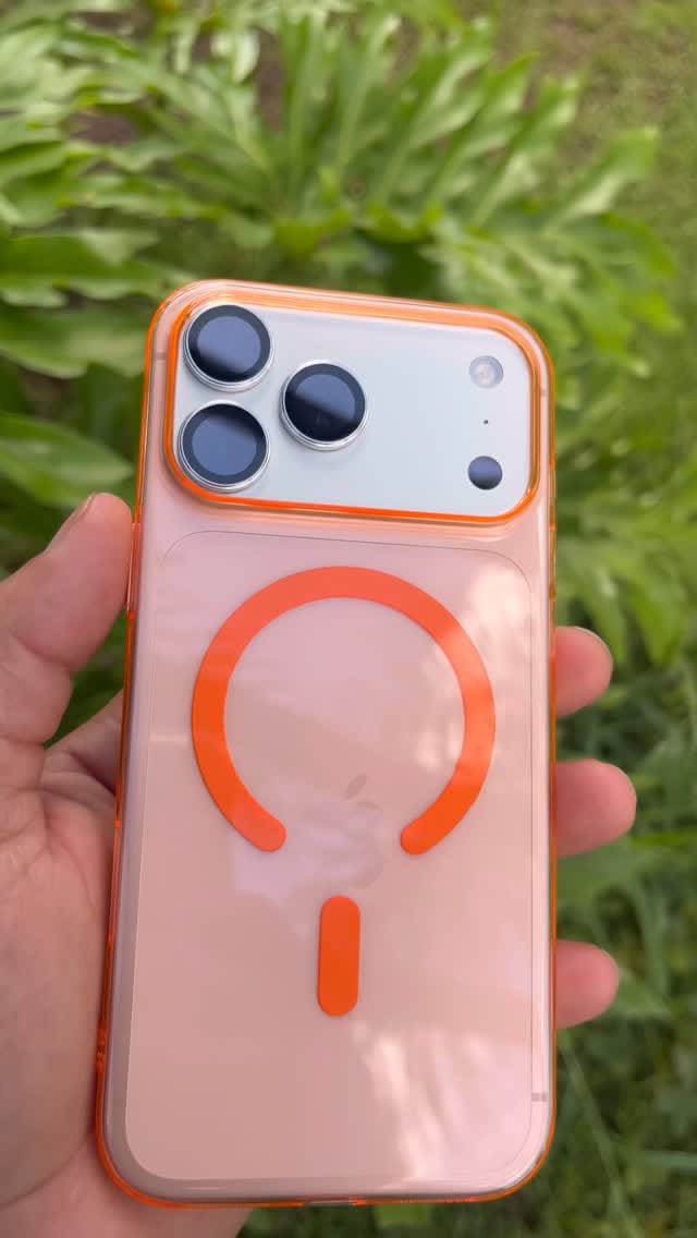 Post 6 by Store Jone - BOX 12 on Instagram (video)