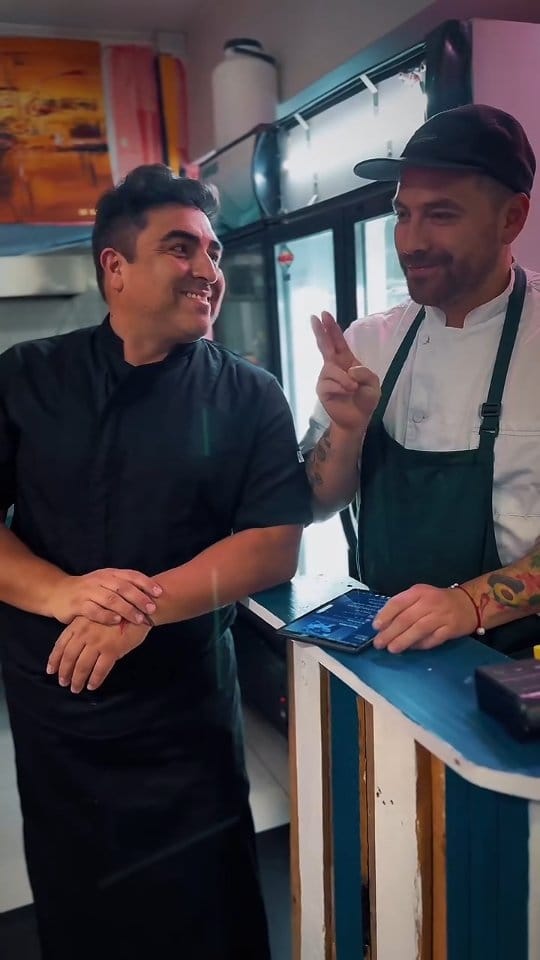 Post 1 by Dmechadas Sandwichería on Instagram (video)