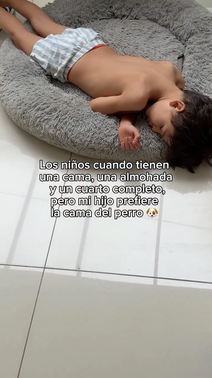 Post 2 by Jacki Flores🌸 on Instagram (video)