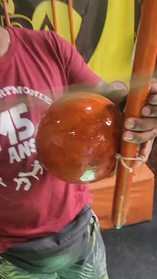 Post 1 by Lapa Rio Capoeira on Instagram (video)