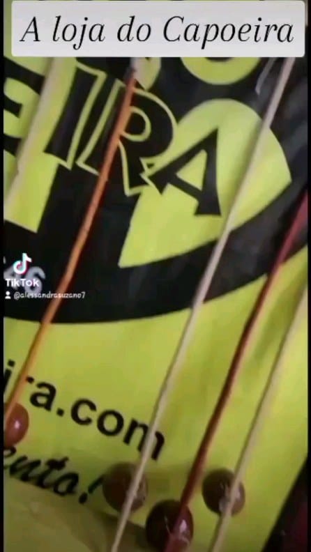 Post 9 by Lapa Rio Capoeira on Instagram (video)
