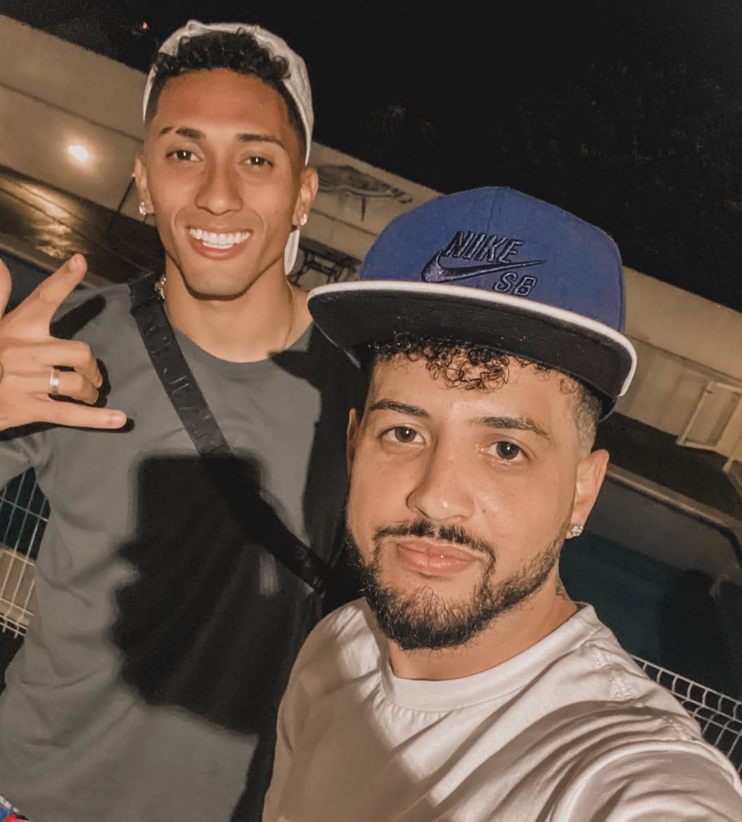 Post 3 by BARBEARIA REIS®️ on Instagram (carousel)