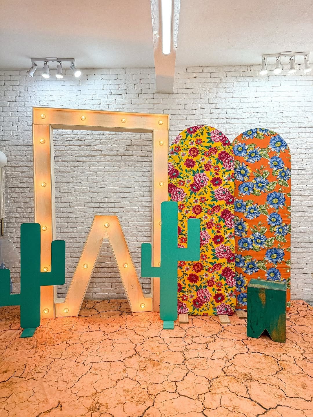 Post 7 by Acervo em Festa - Locações ® on Instagram (carousel)