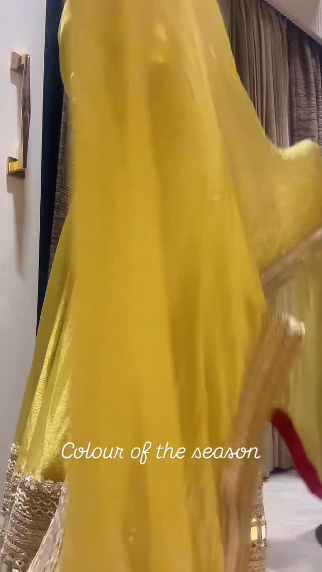 Post 1 by INARA BY SHEENA || Elegant Clutches & Bags on Instagram (video)