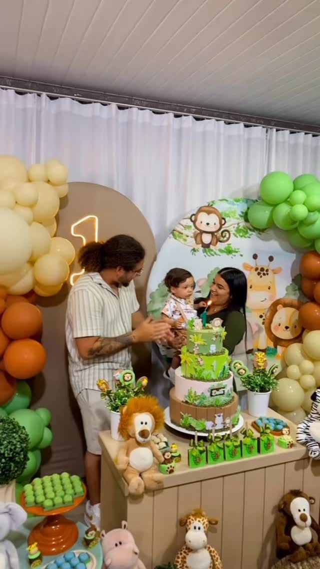 Post 10 by Luli Doces e Delícias on Instagram (video)