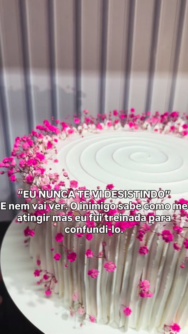 Post 1 by Luli Doces e Delícias on Instagram (video)