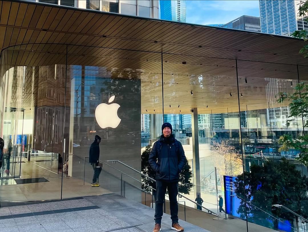 Post 3 by Coleção Apple on Instagram (carousel)
