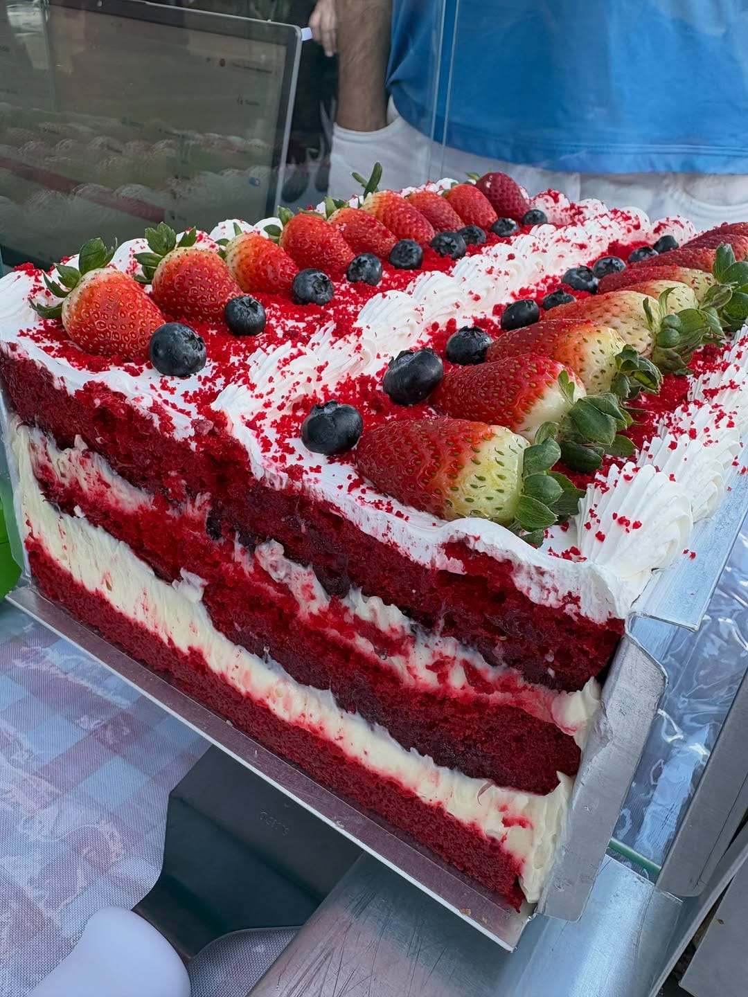 Post 2 by Love Sugar | Confeitaria & Café on Instagram (carousel)