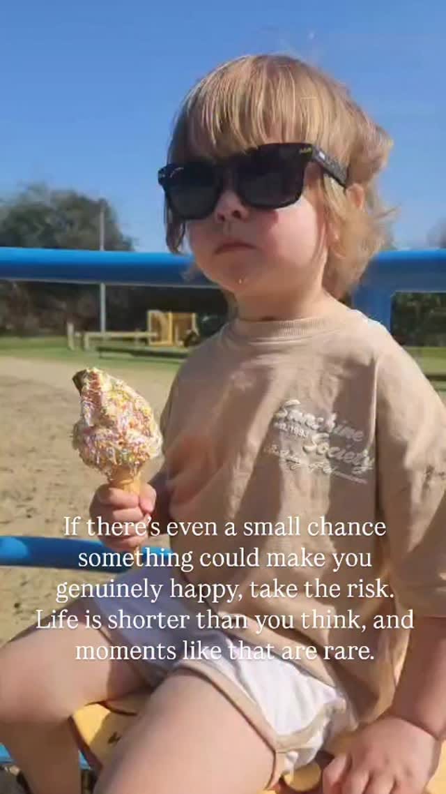 Post 10 by Laura Dora Jeffrey on Instagram (video)