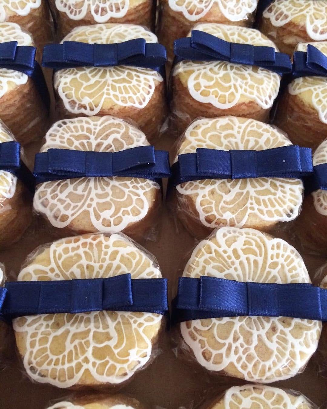 Post 3 by Crème de la Crème on Instagram (image)