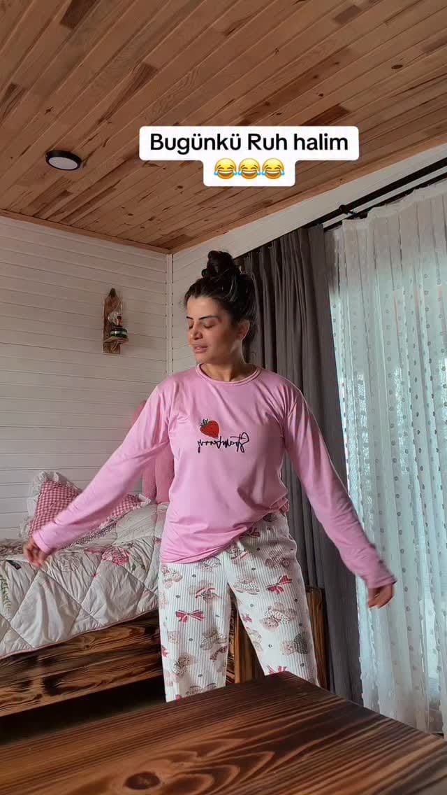 Post 8 by Yasemin Pınar on Instagram (video)