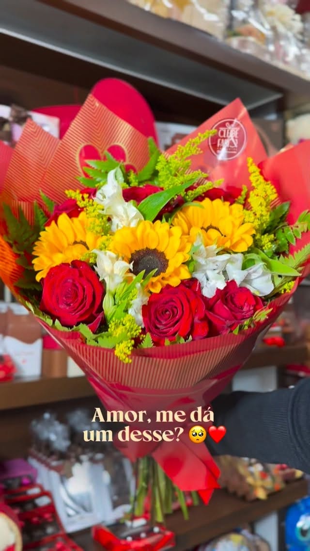 Post 3 by C L E I D E  &  F A B I  💝🎁 on Instagram (video)