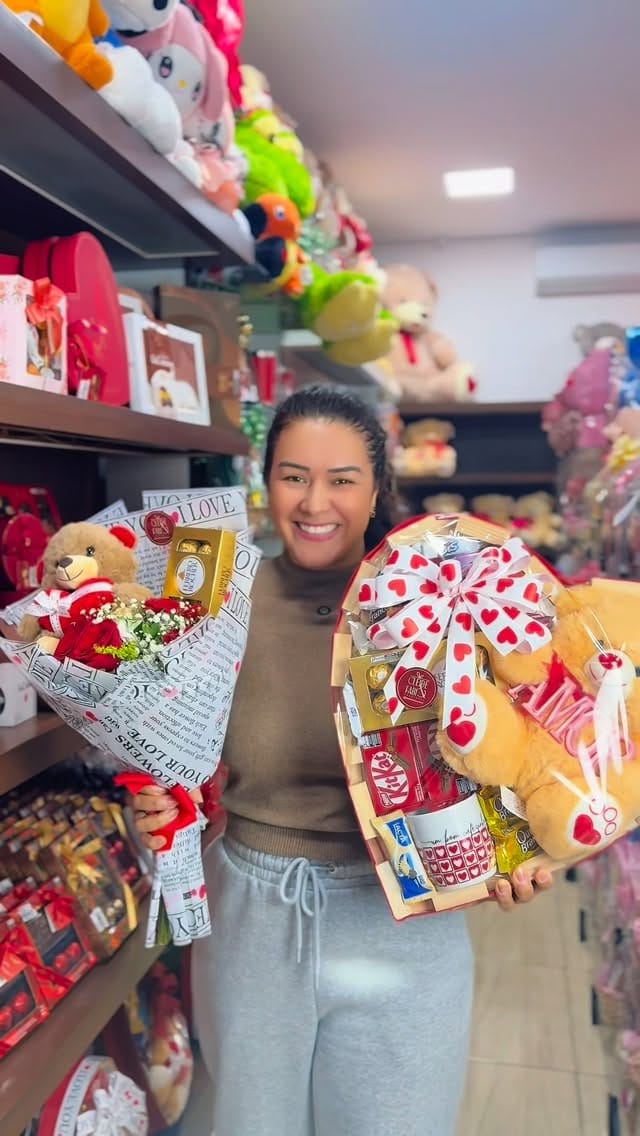 Post 5 by C L E I D E  &  F A B I  💝🎁 on Instagram (video)