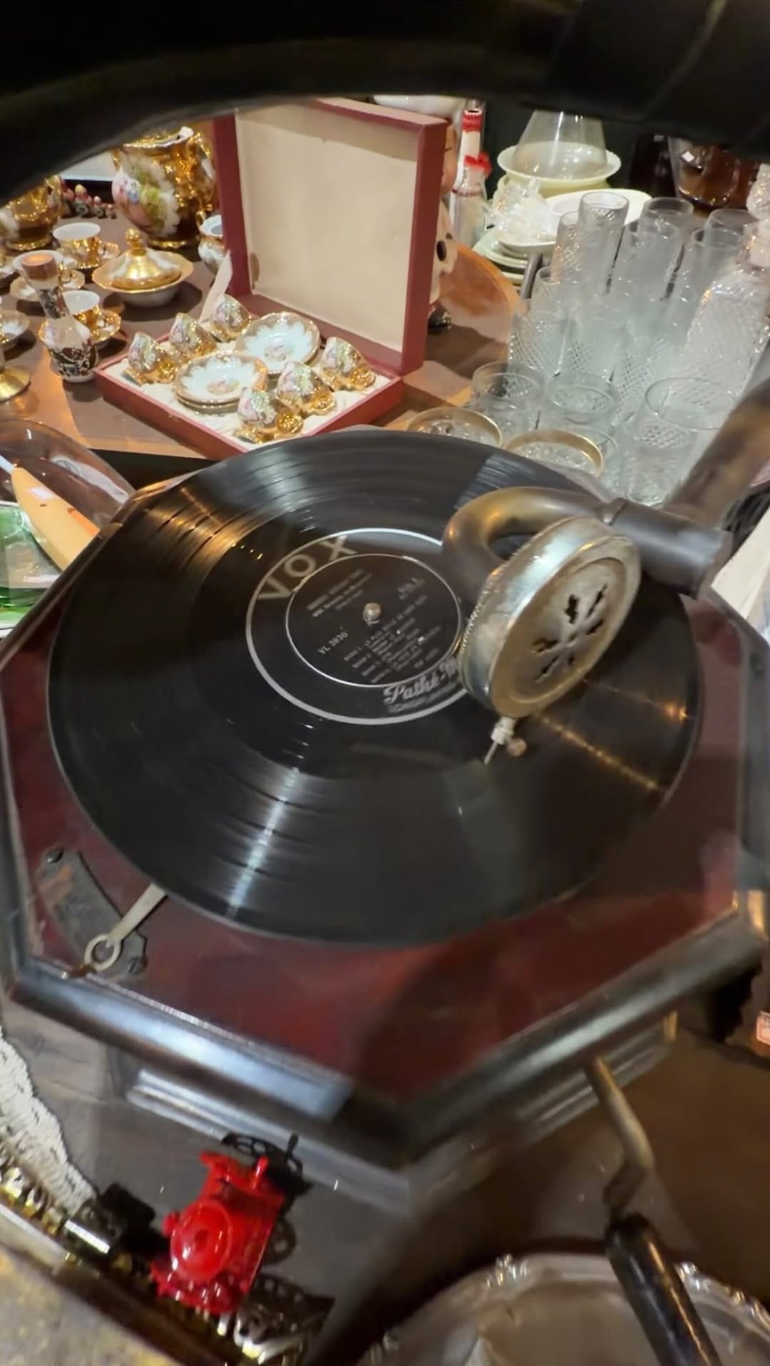 Post 6 by Casa da Relíquia on Instagram (video)