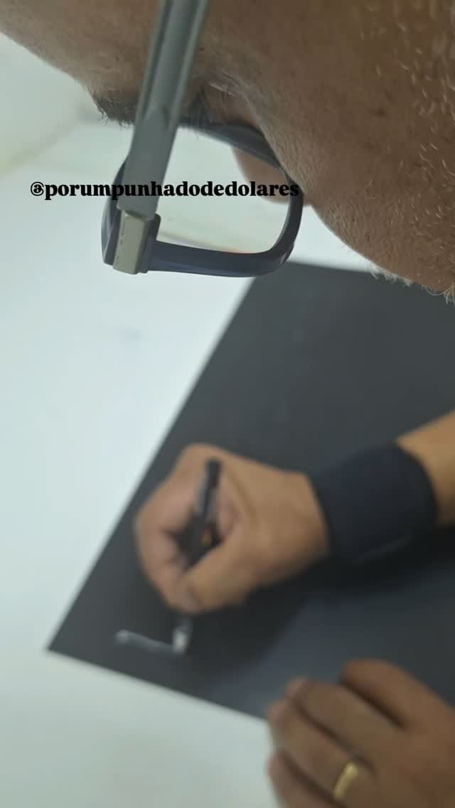 Post 9 by Por um Punhado de Dólares on Instagram (video)