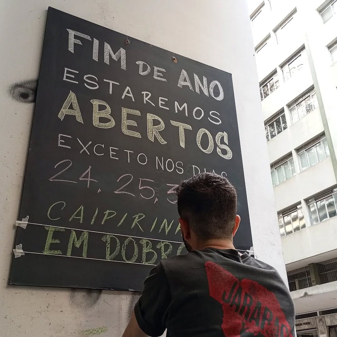 Post 7 by Por um Punhado de Dólares on Instagram (image)
