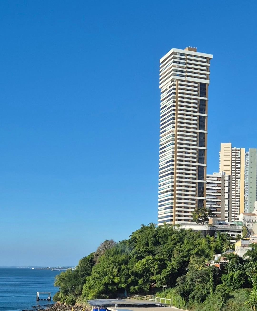 Post 3 by Arq. Fernando Frank on Instagram (image)
