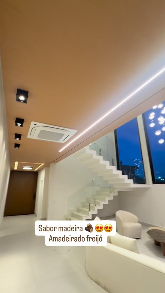 Post 7 by DIEGO MOTA on Instagram (video)