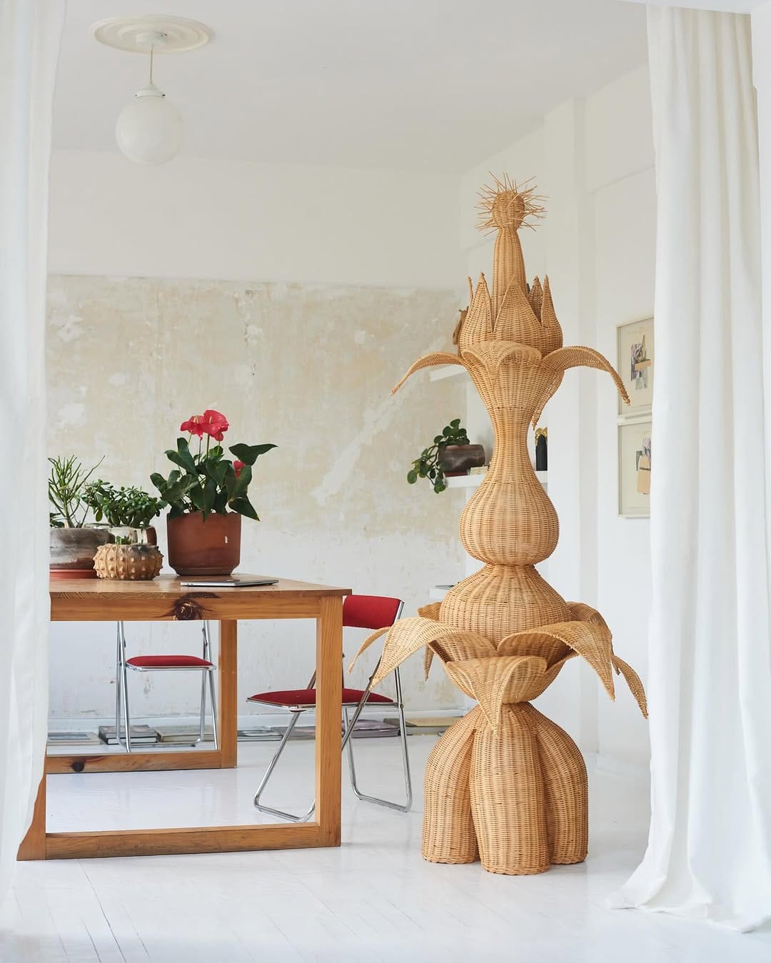 Post 8 by Lørdag & Søndag on Instagram (carousel)