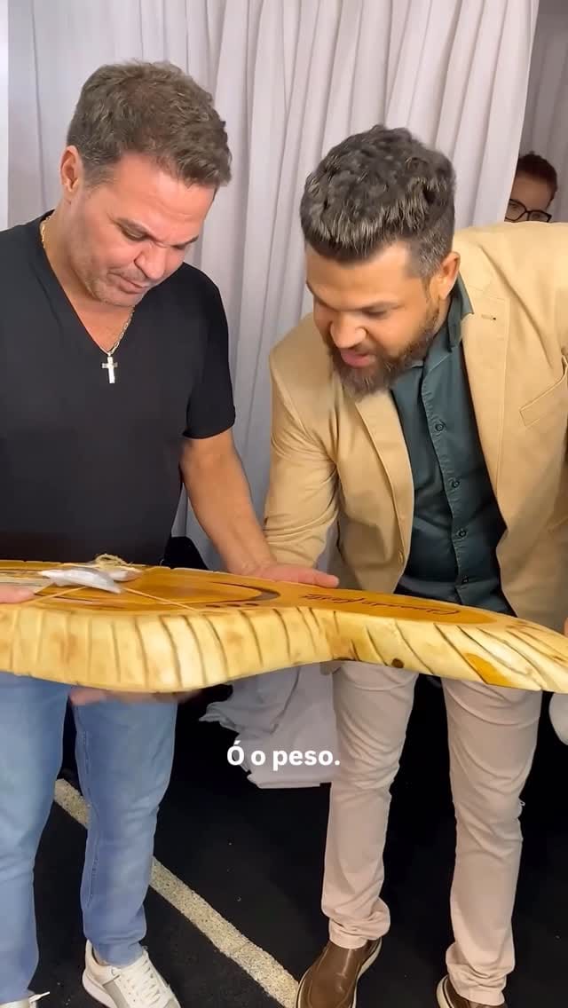 Post 2 by MADEARTE MÓVEIS EM MADEIRA on Instagram (video)