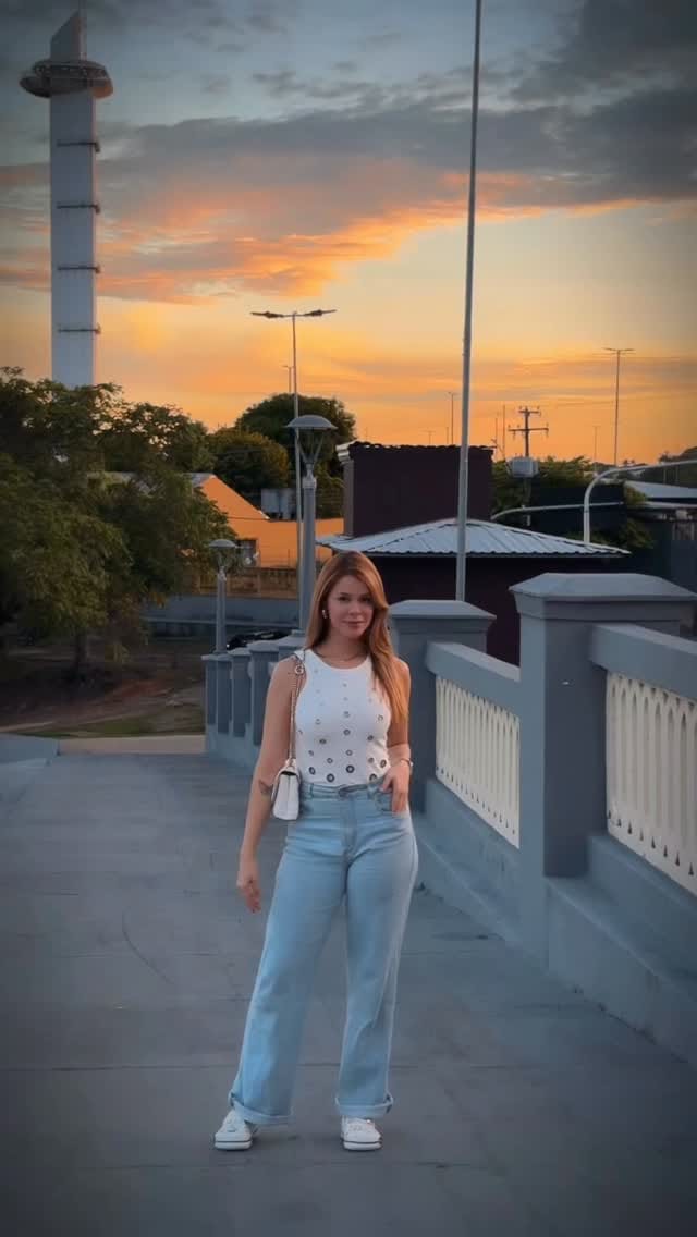 Post 5 by DI SANTINNI on Instagram (video)