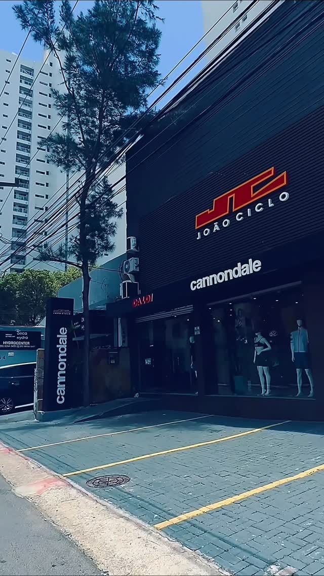 Post 8 by J O Ã O  C I C L O on Instagram (video)