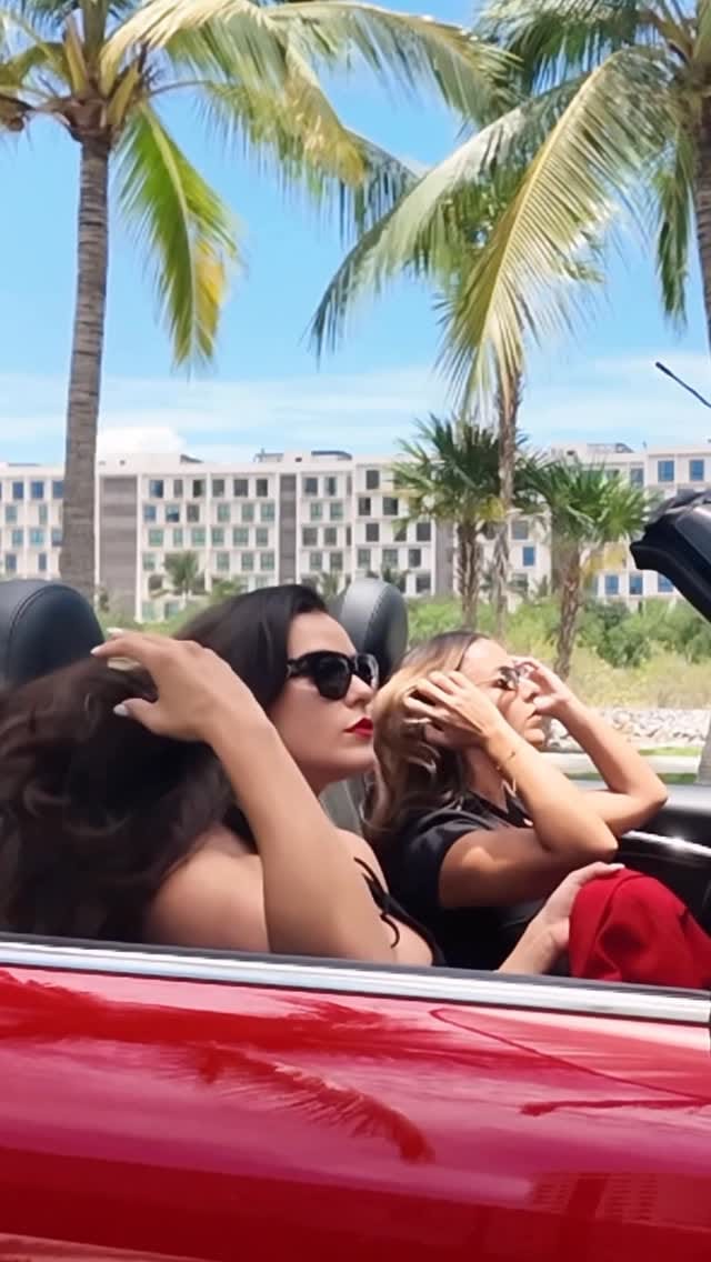 Post 5 by Mariana Magaña ✨ on Instagram (video)