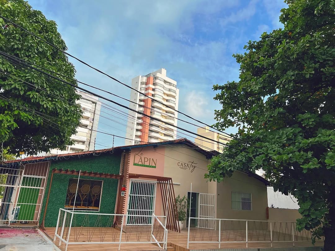 Post 10 by Casa Tez on Instagram (carousel)