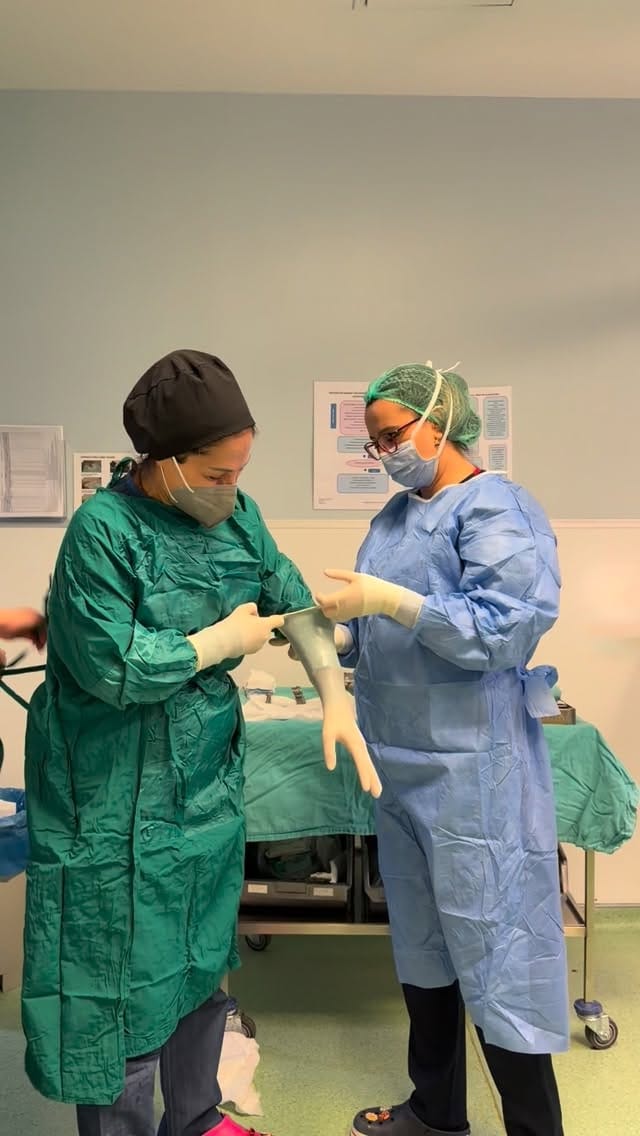 Post 10 by Assoc.Prof. Dr.Gökçen Erdoğan, idrar kaçırma, genital estetik on Instagram (video)