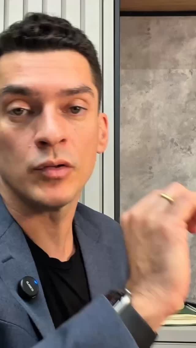 Post 3 by Dr. Danilo Debs Procópio Silva on Instagram (video)