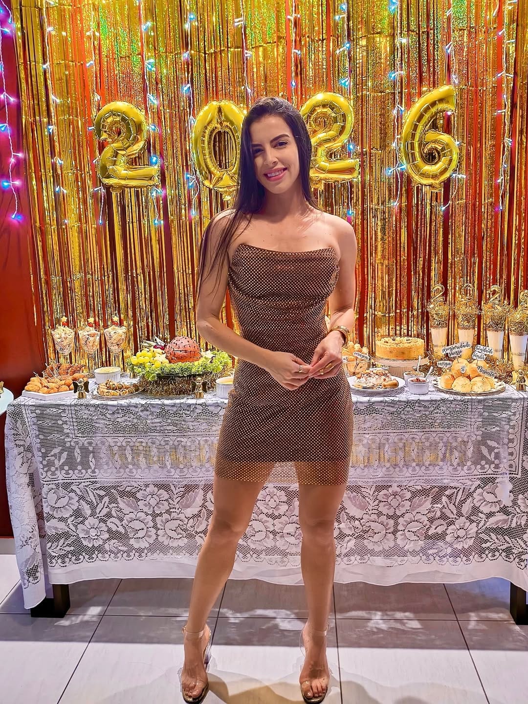 Post 9 by Brenda Viana on Instagram (carousel)