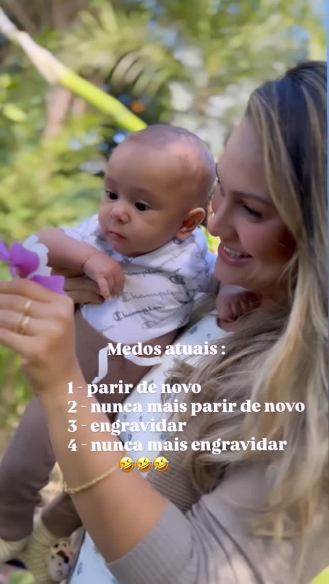 Post 1 by Dra. Daniele Pinheiro | Lipo de Papada Salvador on Instagram (video)