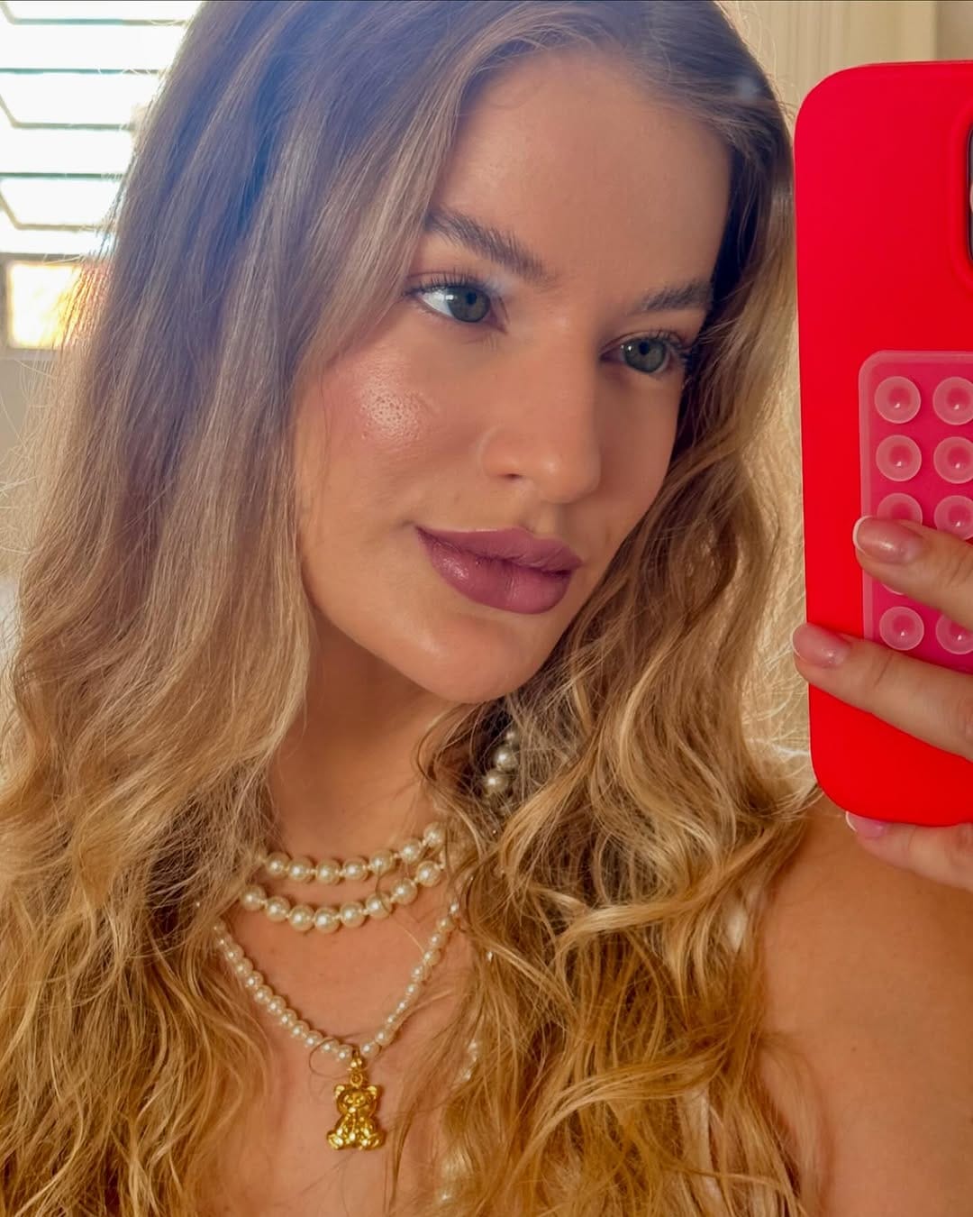 Post 10 by Dra. Ana Maria Dionísio on Instagram (carousel)