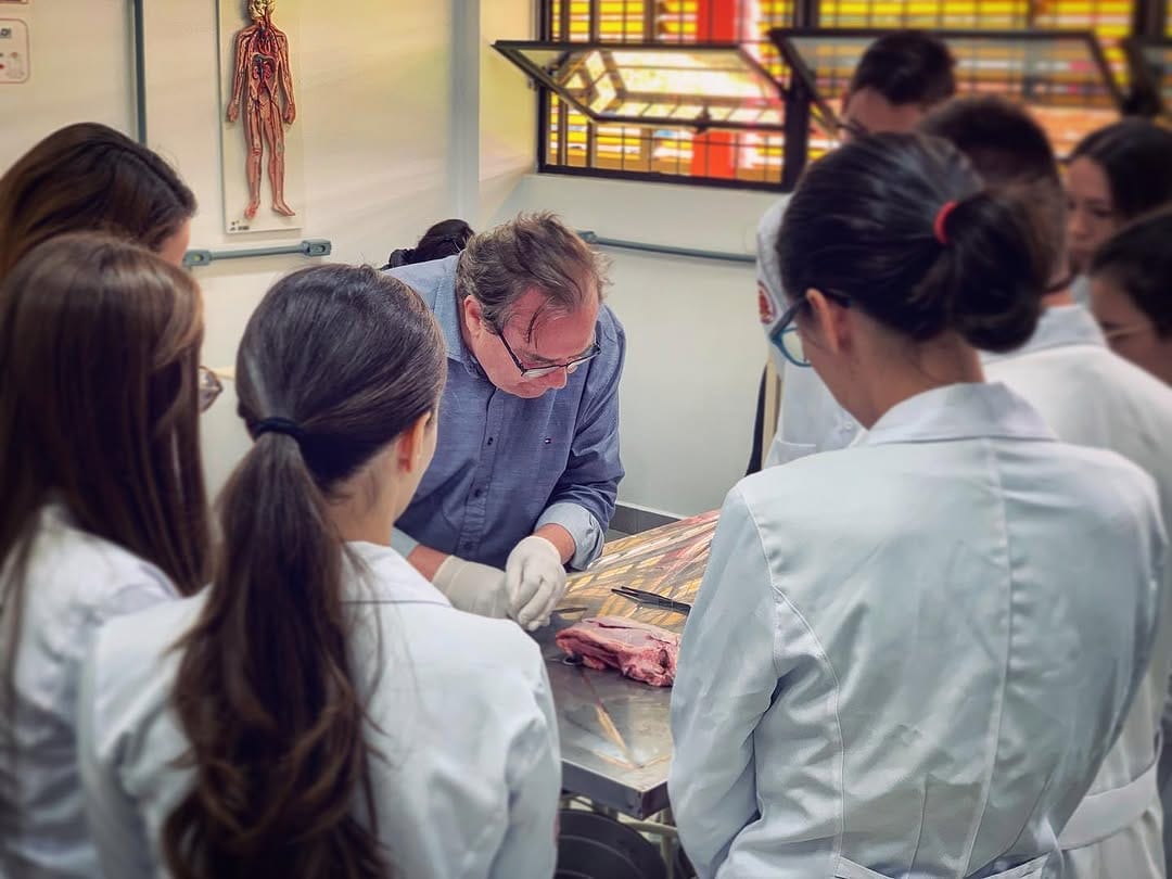 Post 4 by Dr. Ody | Cirurgião Plástico on Instagram (image)