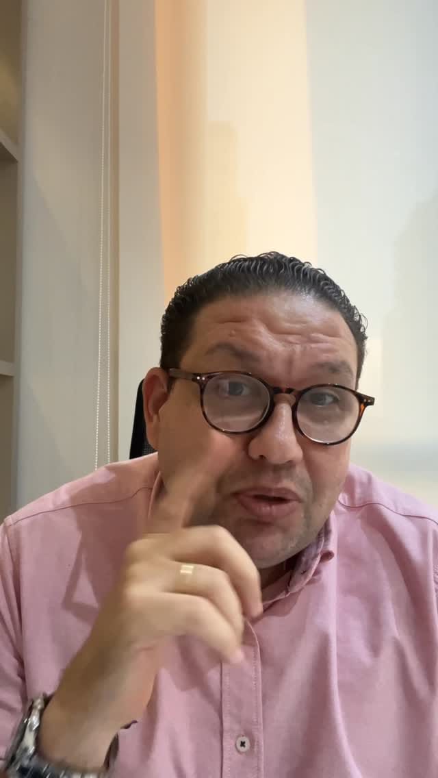 Post 3 by Dr. Márcio Fernandes | Cirurgião de Cabeça e pescoço. on Instagram (video)