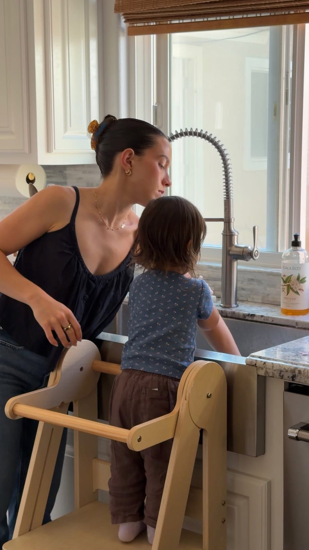 Post 8 by yasmeen | motherhood . wellness . lifestyle on Instagram (video)