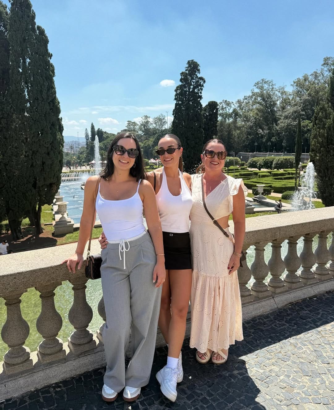 Post 3 by Beatriz Geraldi on Instagram (carousel)