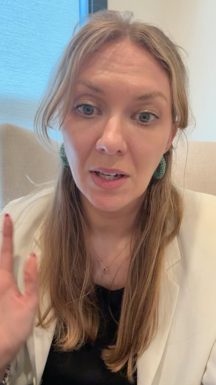 Post 3 by Nichelle Haynes on Instagram (video)