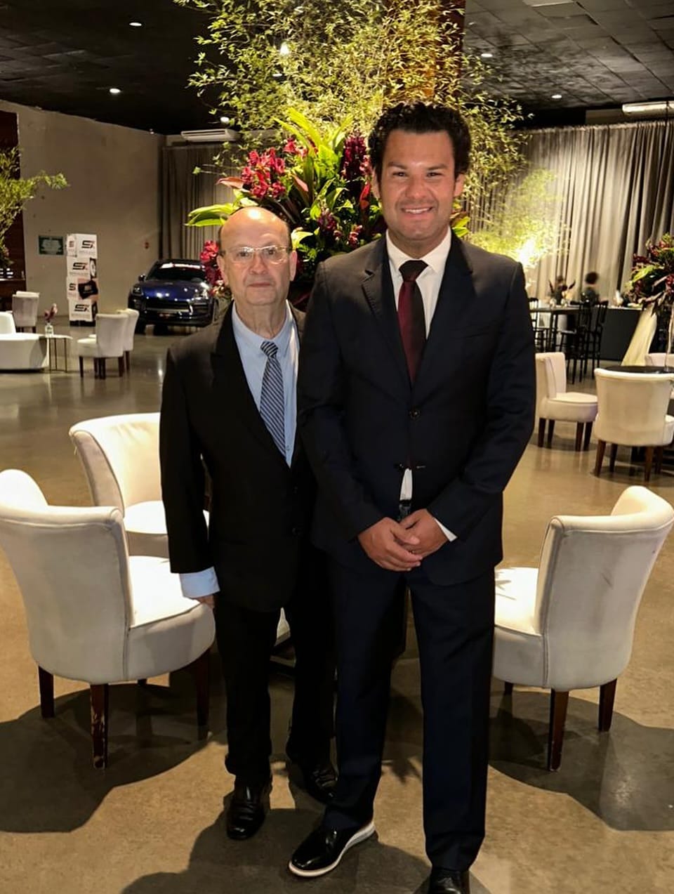 Post 4 by Dr Walter Gomes Oliveira & Filho on Instagram (carousel)