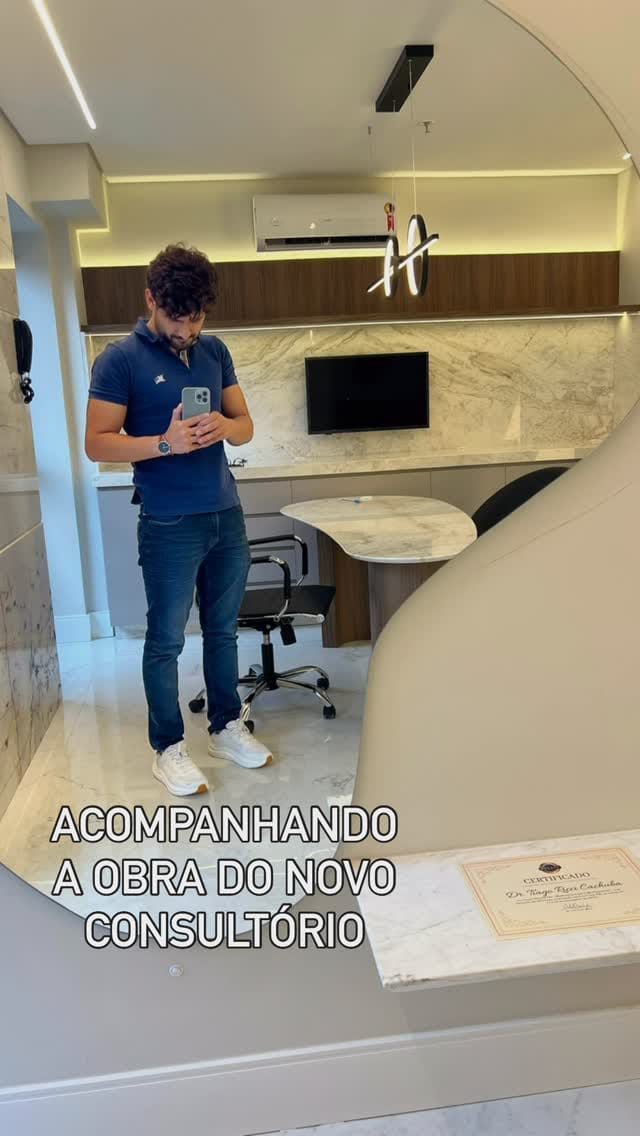 Post 8 by Dr. Tiago Cachuba | Cirurgião Plástico on Instagram (video)