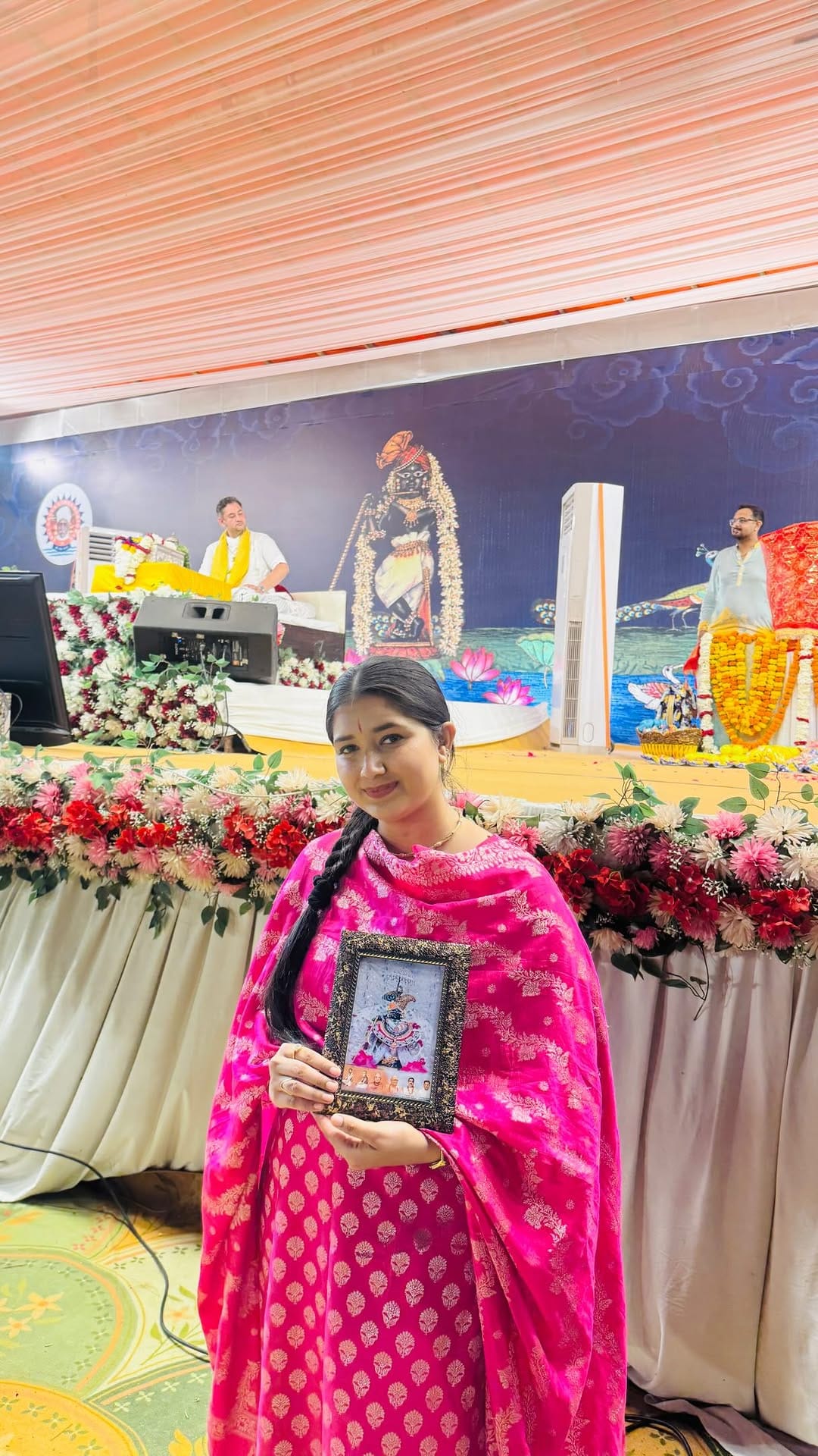 Post 7 by Ishita Vishwakarma🧿 on Instagram (video)