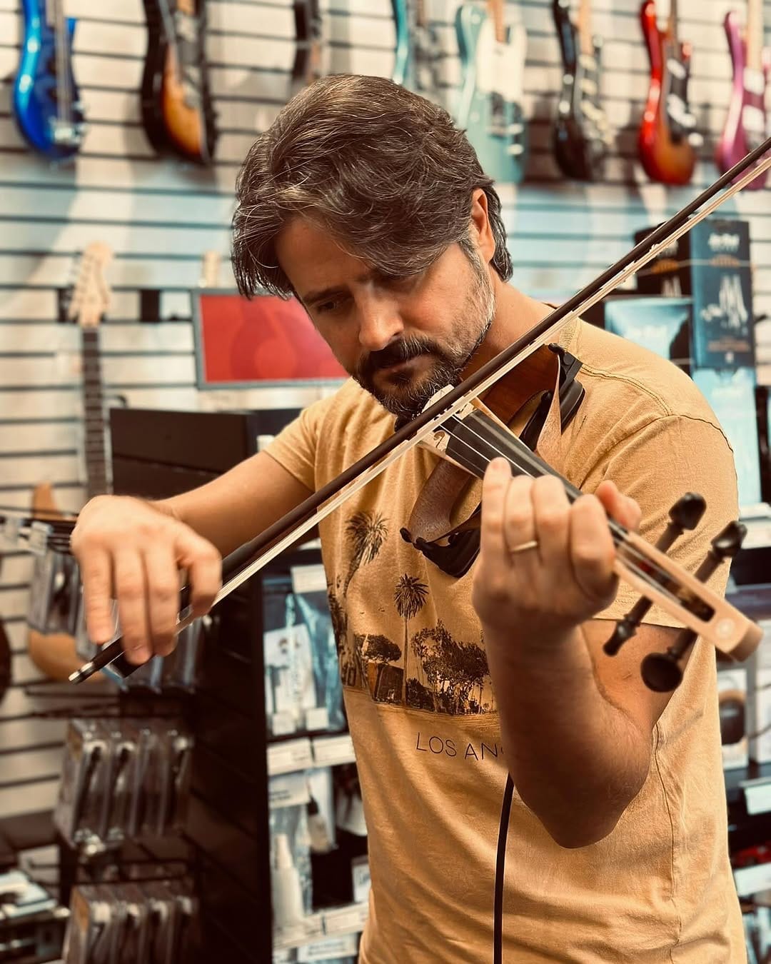 Post 8 by Leonardo Padovani 🎻 on Instagram (carousel)