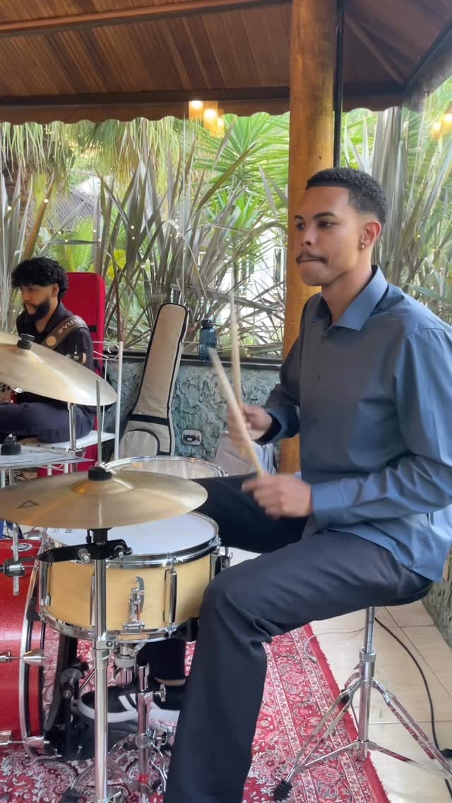 Post 8 by Єяικ ωιℓℓιαи on Instagram (video)