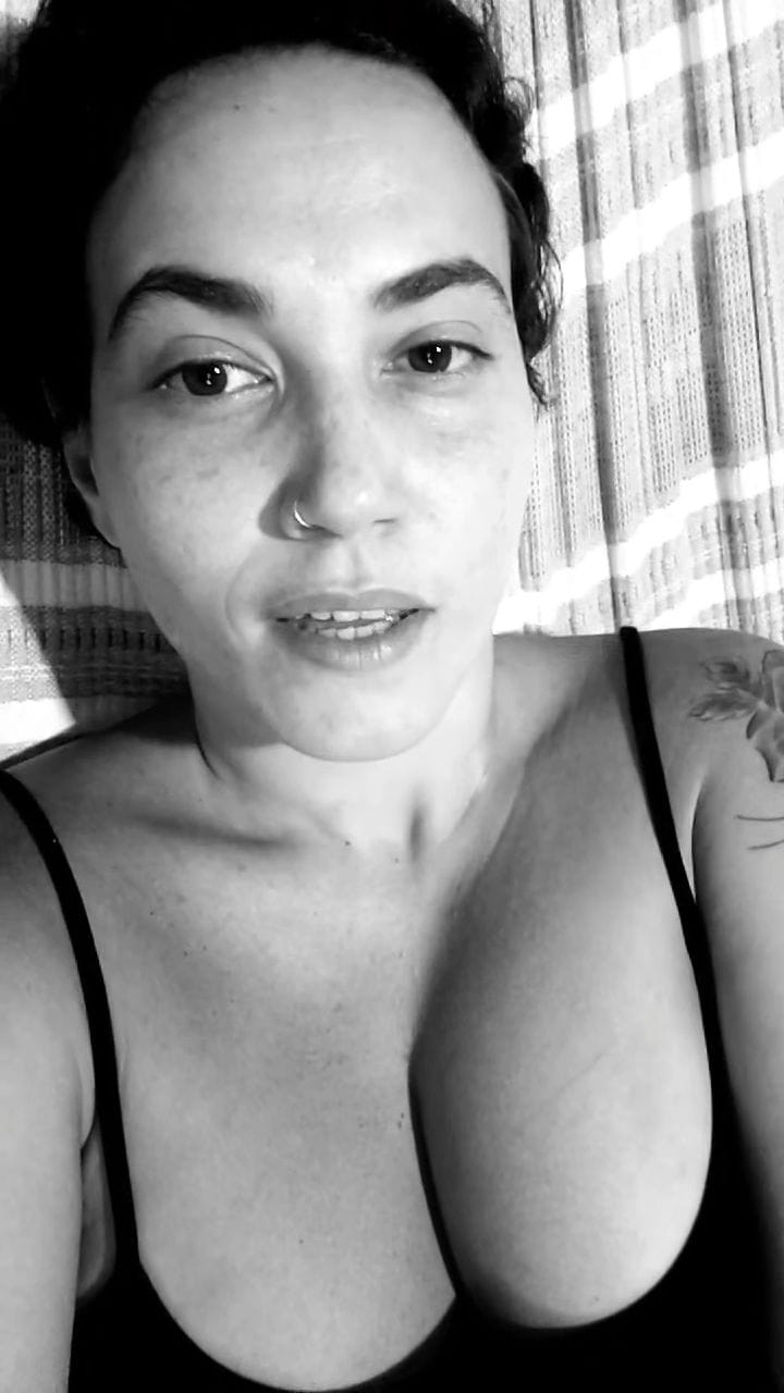 Post 3 by Liz Rosa on Instagram (video)