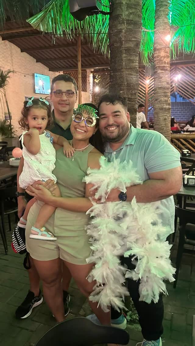 Post 5 by Junior Santos Music on Instagram (video)
