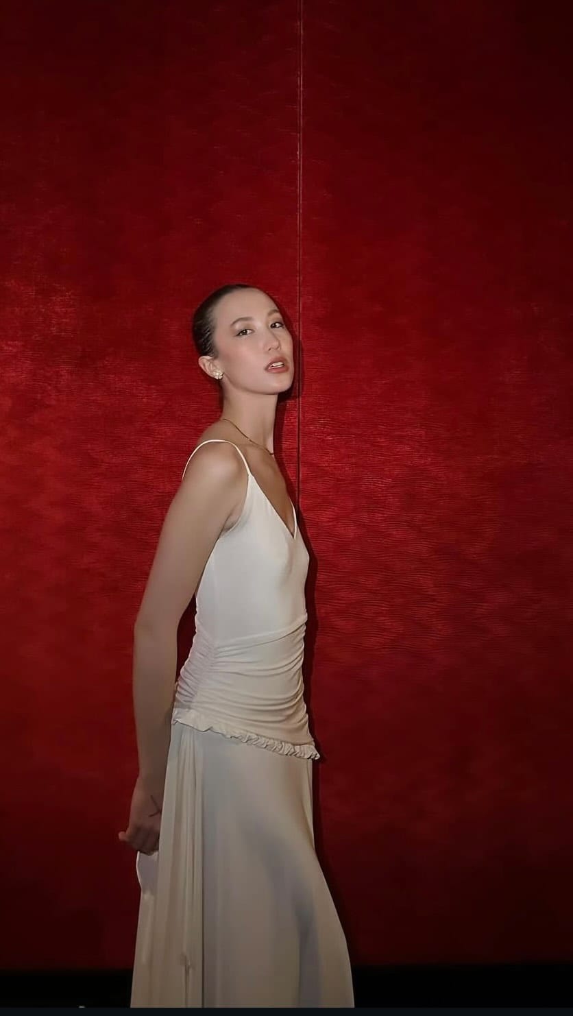 Post 2 by Cybèle on Instagram (video)
